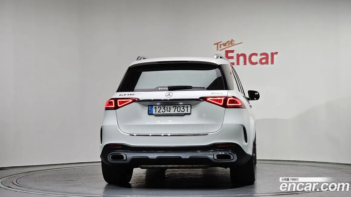 Mercedes-Benz GLE-Class — фото 6