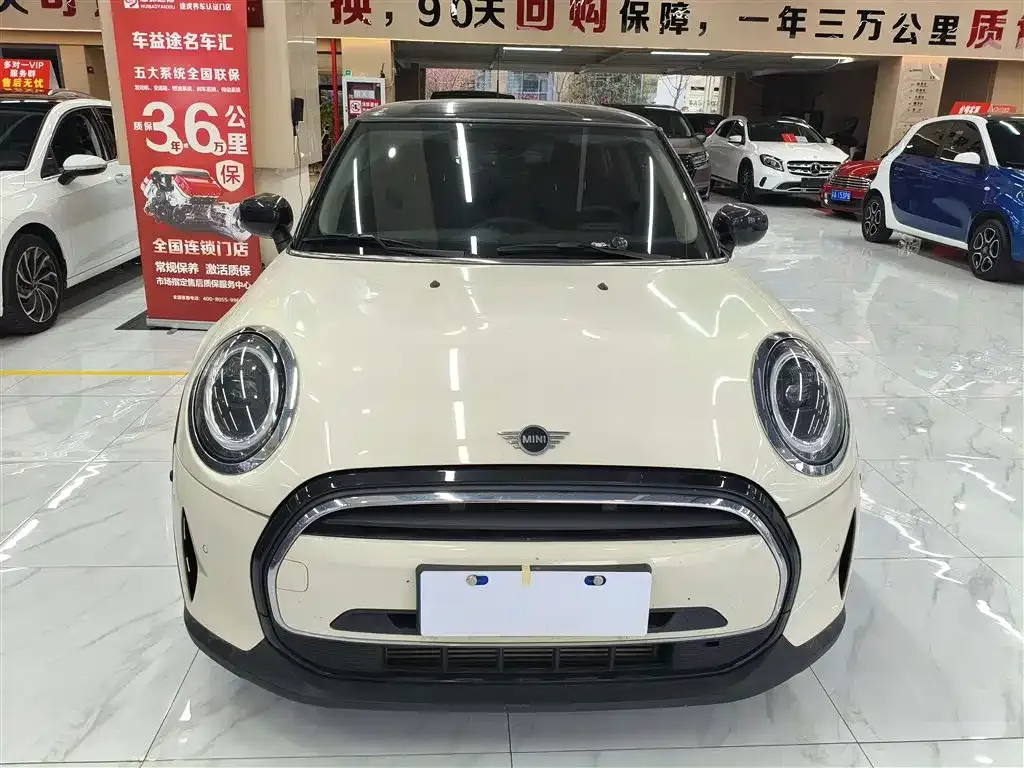 MINI Cooper (3-door) — фото 1