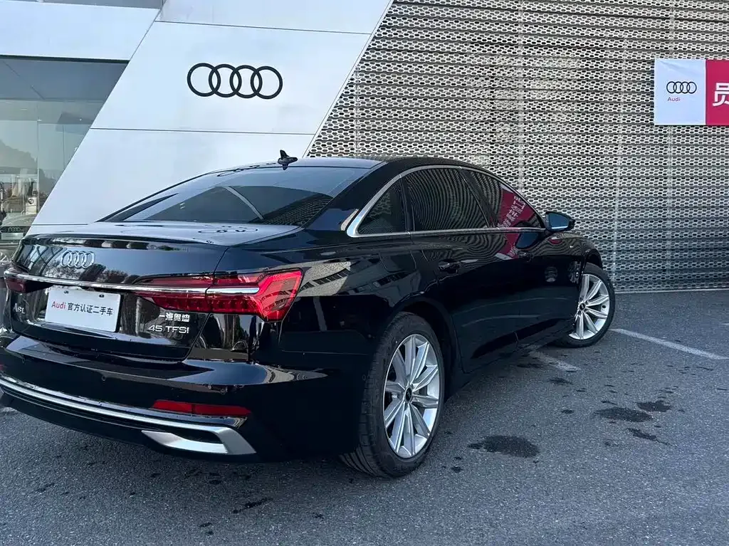 Audi A6L — фото 4