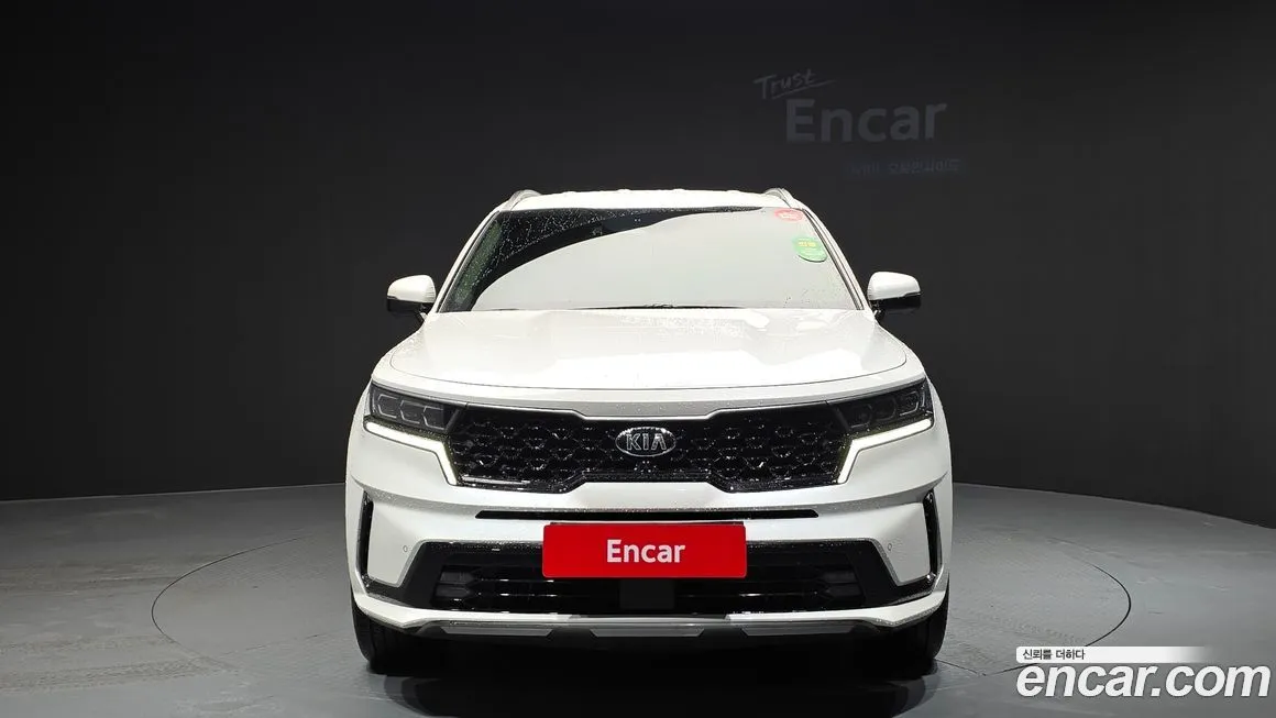 Kia Sorento — фото 5