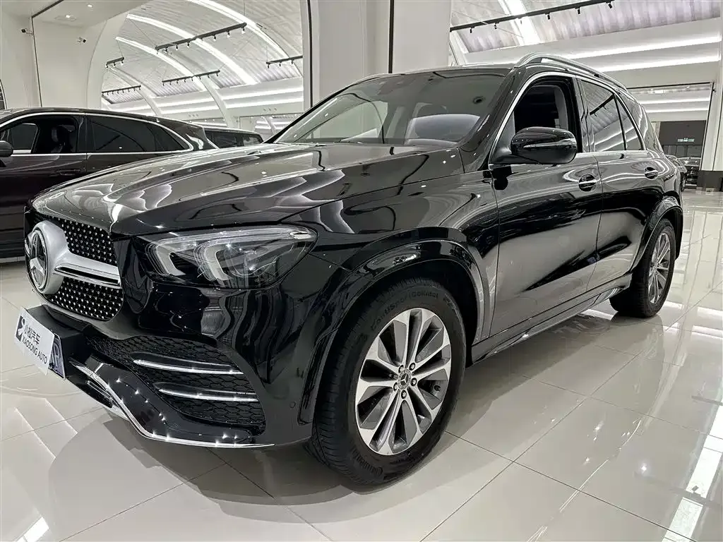 Mercedes-Benz GLE — фото 1