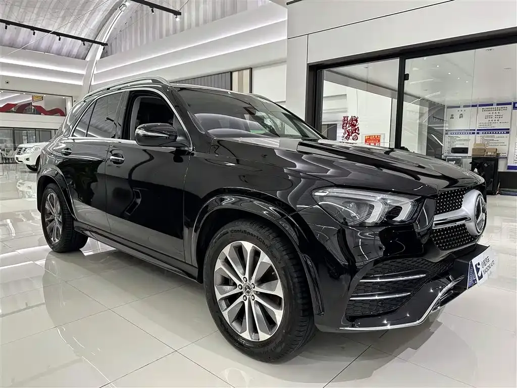 Mercedes-Benz GLE — фото 8