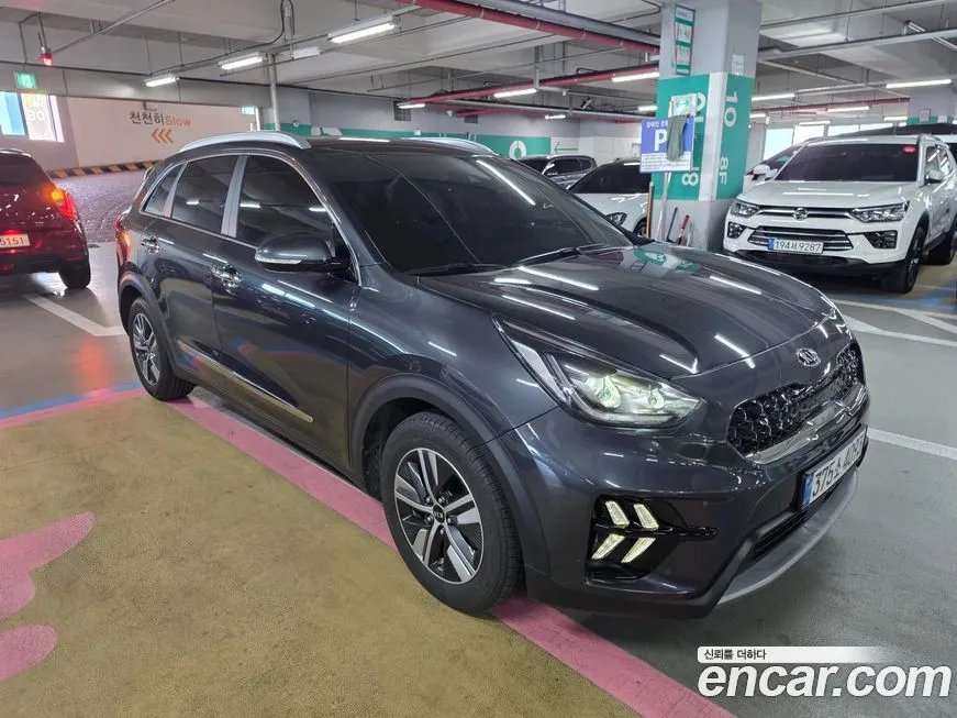 Kia Niro — фото 10