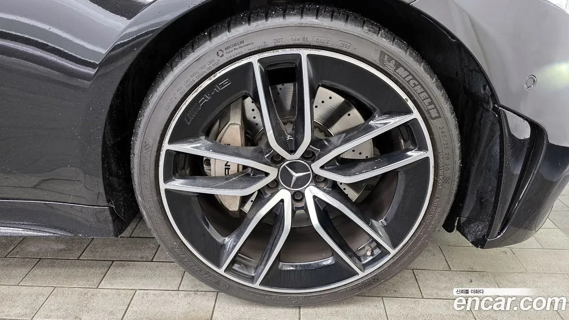 Mercedes-Benz CLS-Class — фото 10
