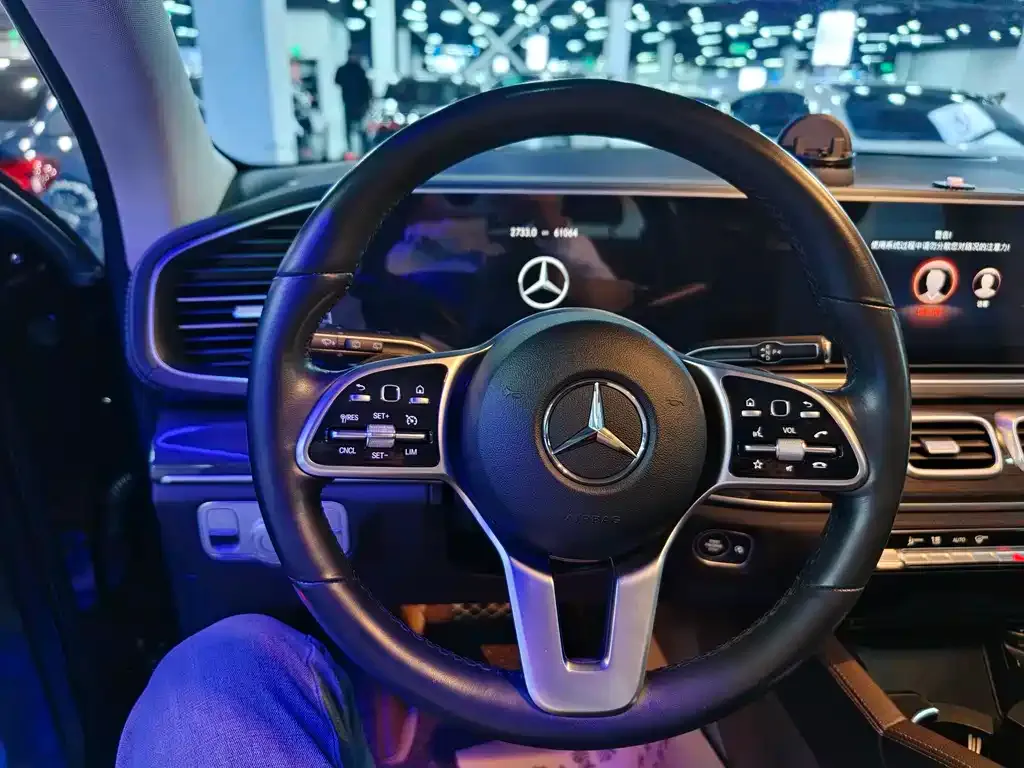 Mercedes-Benz GLE — фото 10