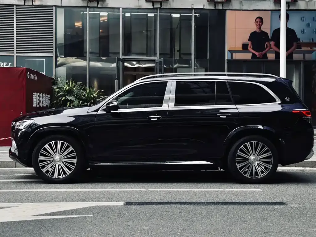 Mercedes-Benz GLS — фото 4