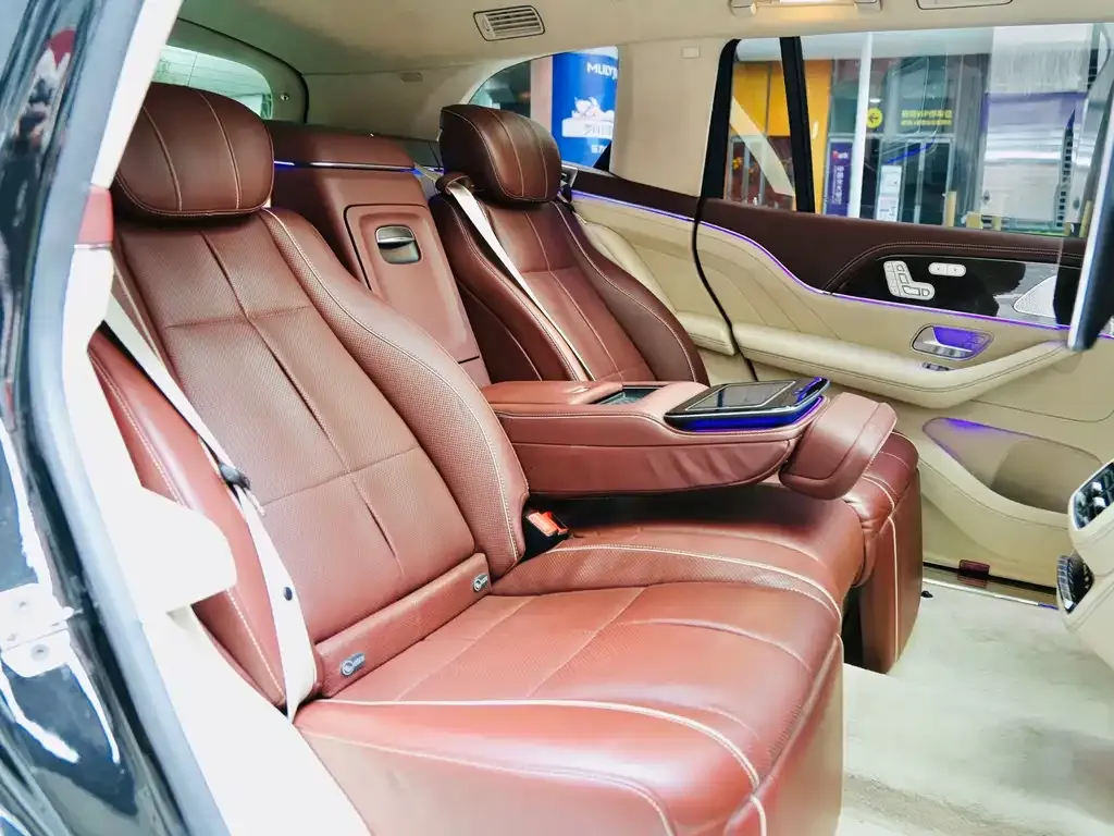 Mercedes-Benz GLS — фото 5