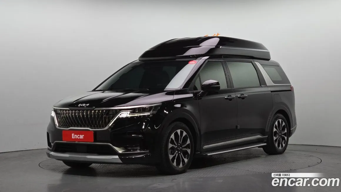 Kia Carnival — фото 1
