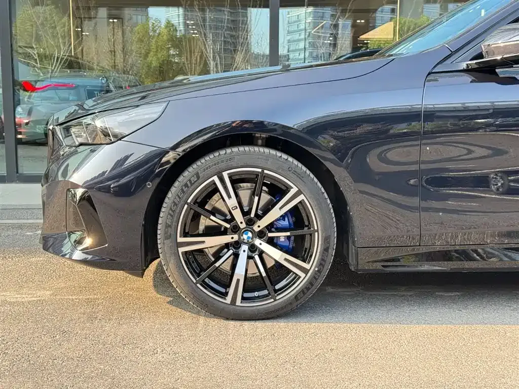 BMW 5 Series (Import) — фото 8