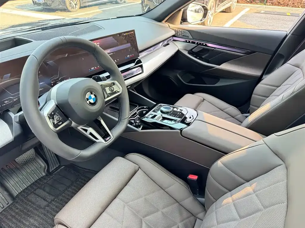 BMW 5 Series (Import) — фото 5