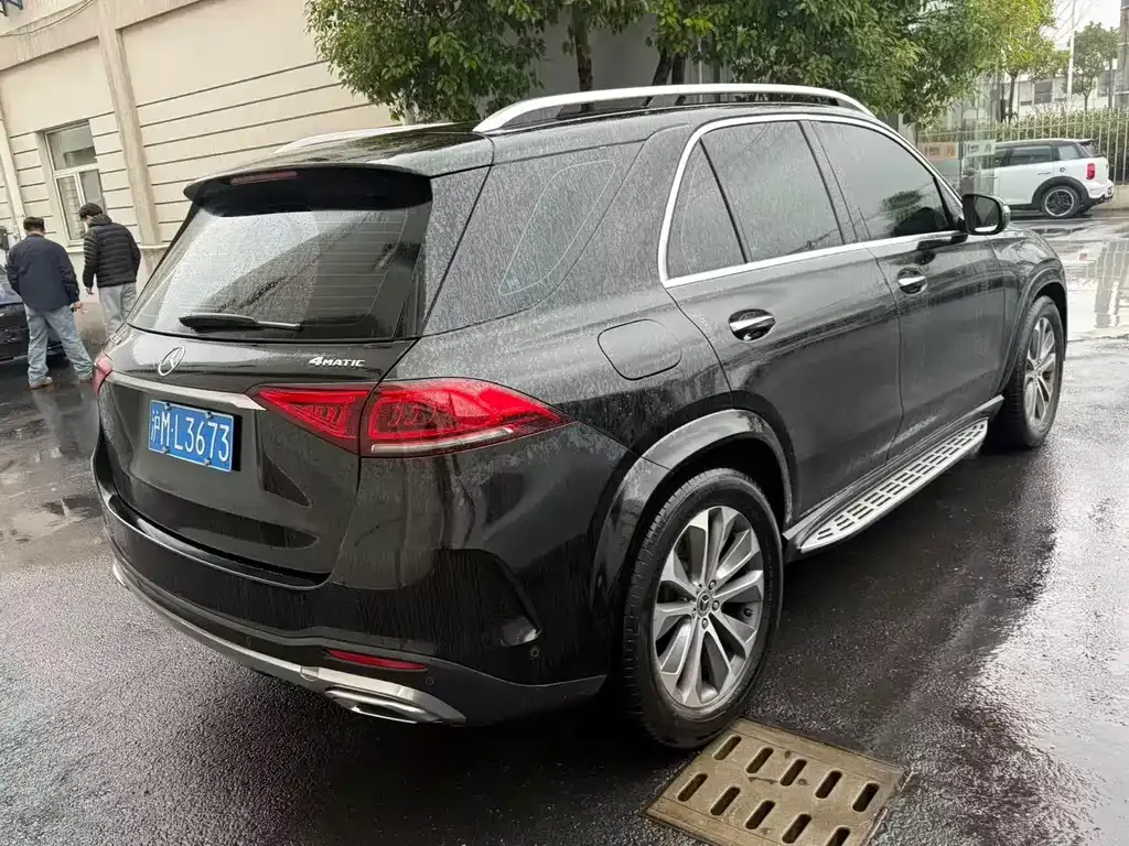 Mercedes-Benz GLE — фото 7