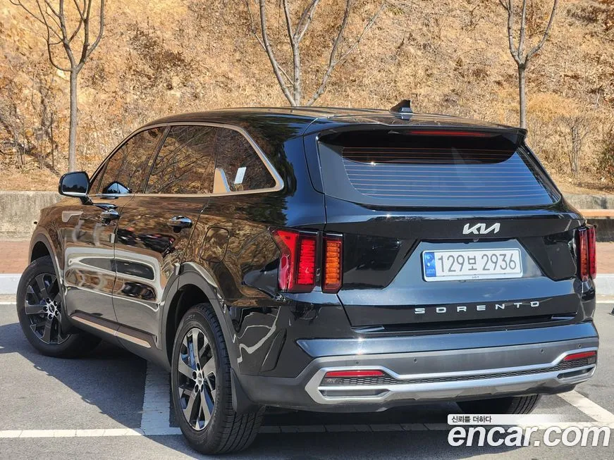 Kia Sorento — фото 3