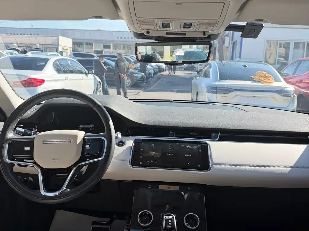 Land Rover Evoque — фото 10