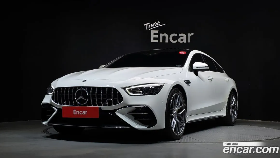 Mercedes-Benz AMG GT — фото 1