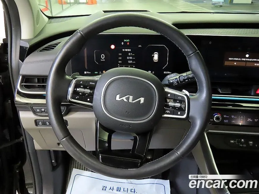 Kia Carnival — фото 8