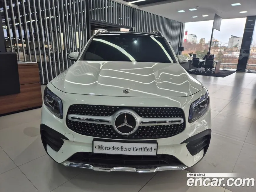 Mercedes-Benz GLB-Class — фото 5
