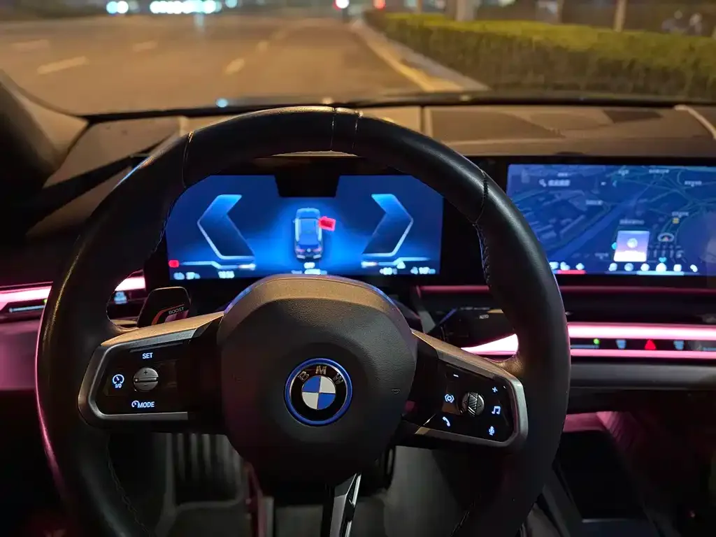 BMW i5 — фото 2