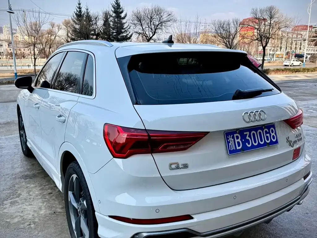 Audi Q3 — фото 5