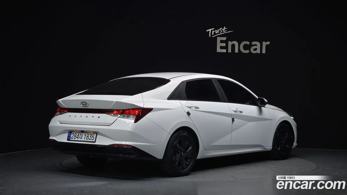 Hyundai AVANTE — фото 6