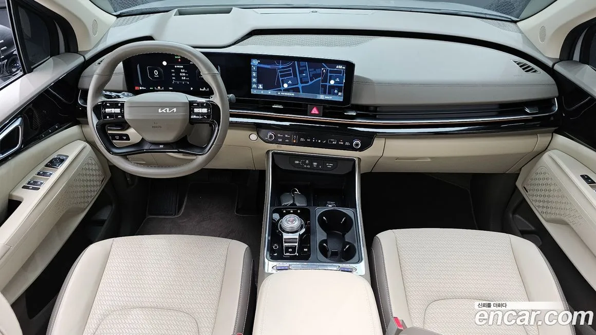 Kia Carnival — фото 8