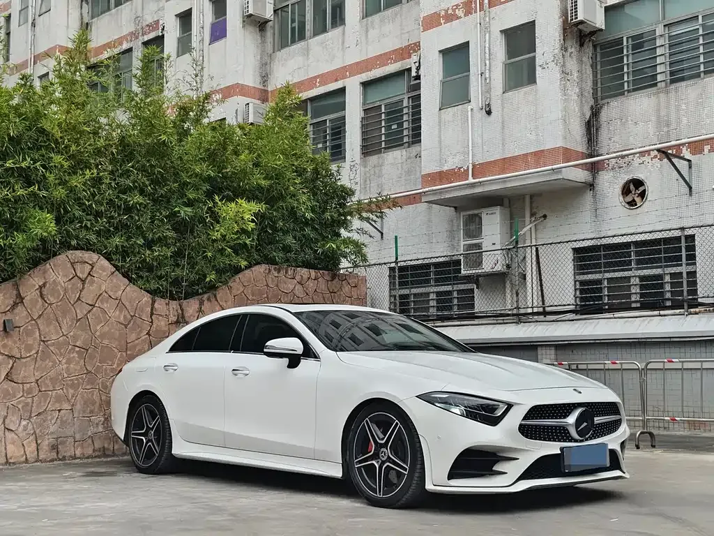 Mercedes-Benz CLS — фото 7