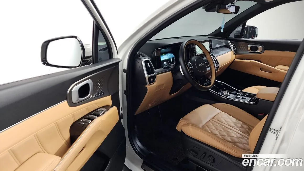 Kia Sorento — фото 9