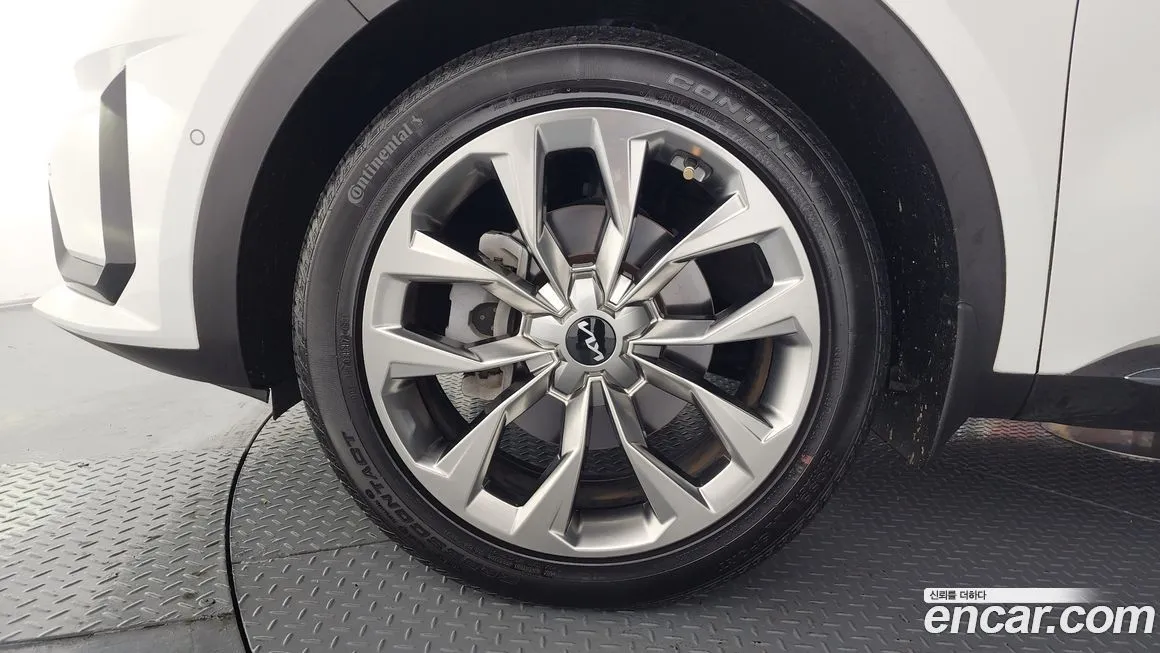 Kia Sorento — фото 4