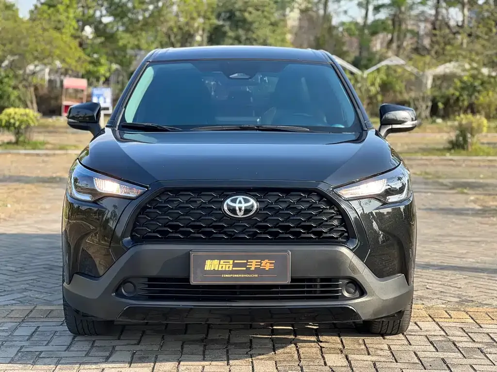 Toyota Corolla Cross — фото 2
