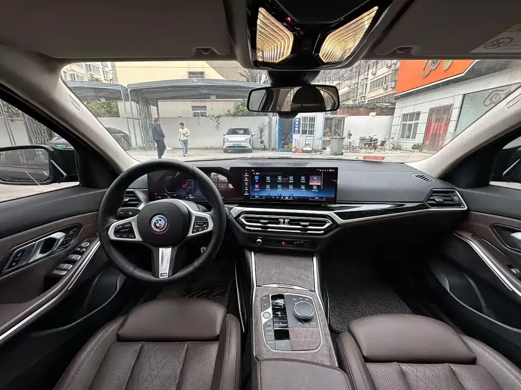 BMW i3 — фото 8