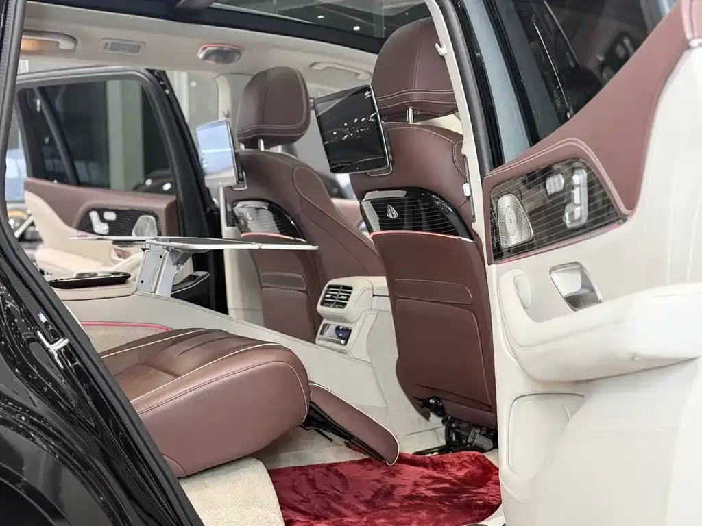 Mercedes-Benz GLS — фото 5