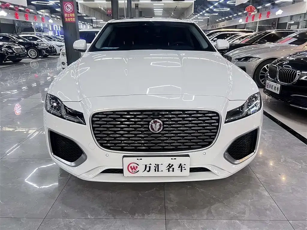Jaguar XFL — фото 1