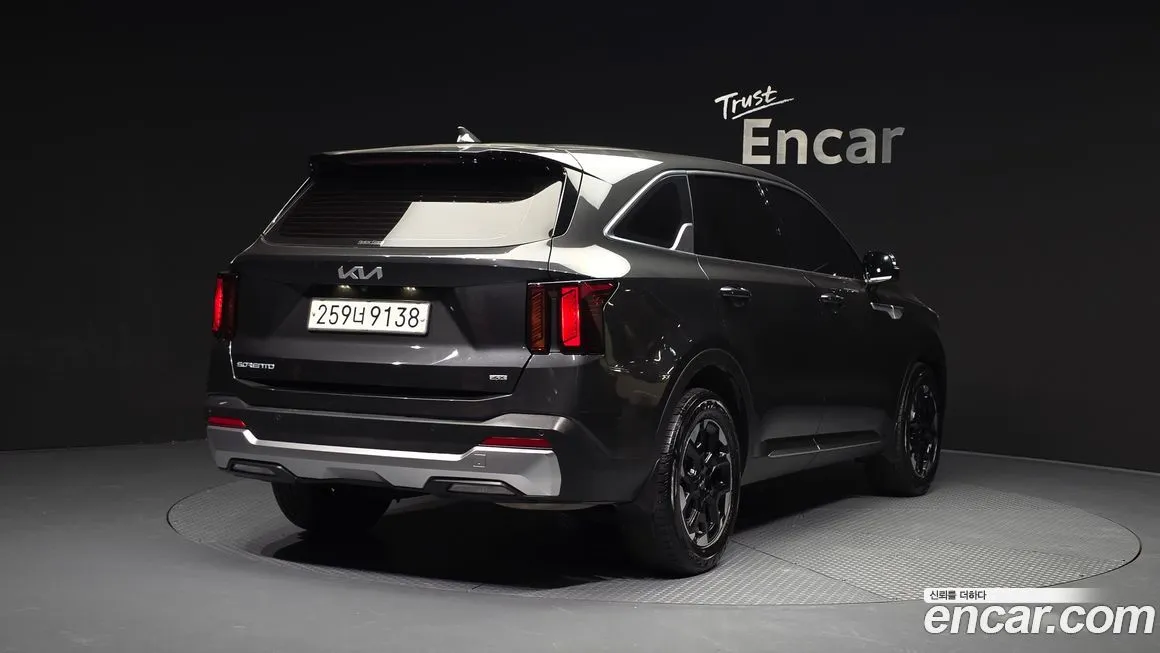 Kia Sorento — фото 4