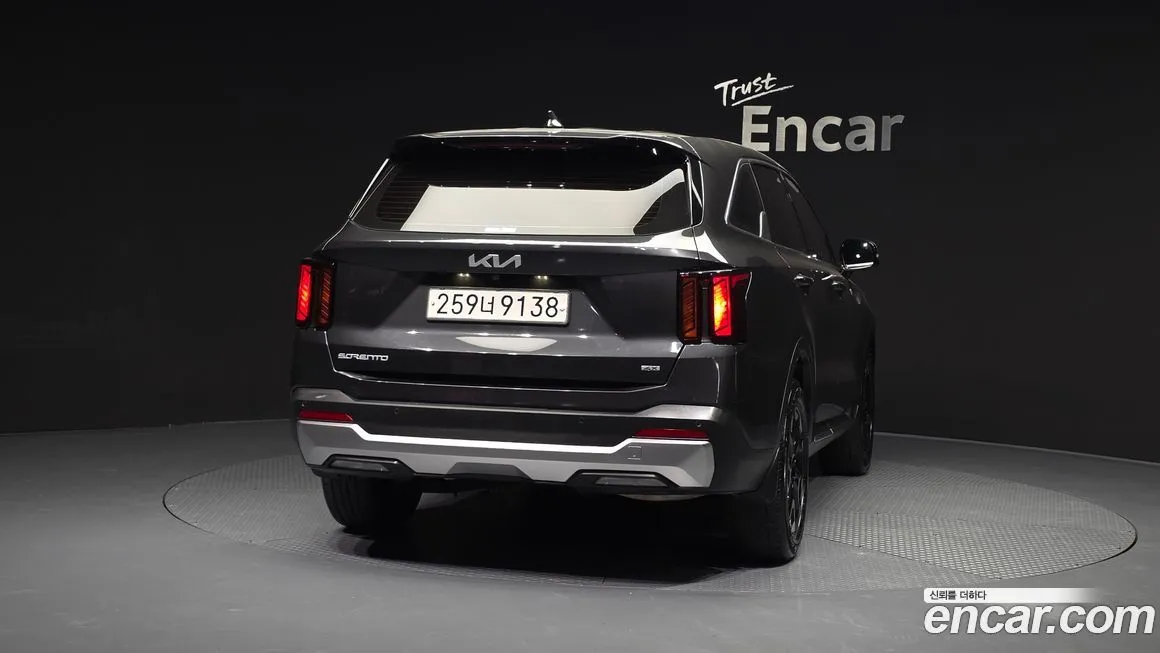 Kia Sorento — фото 7