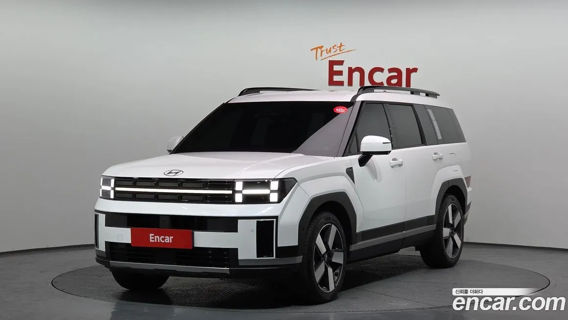 Hyundai Santafe — фото 1