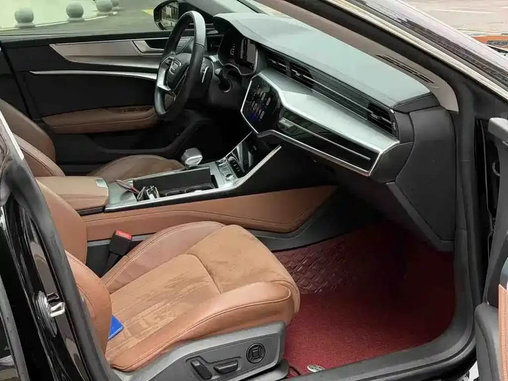Audi A7L — фото 3