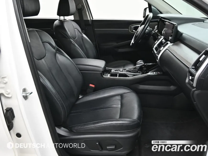 Kia Sorento — фото 5