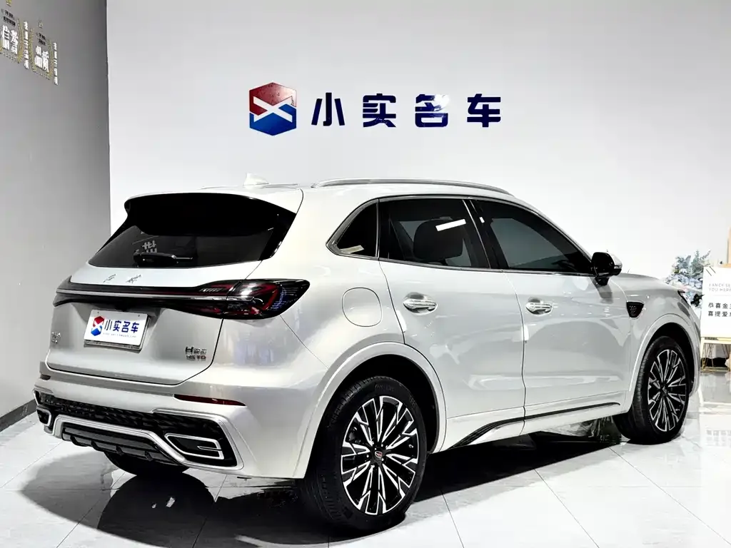 Hongqi HS5 — фото 6