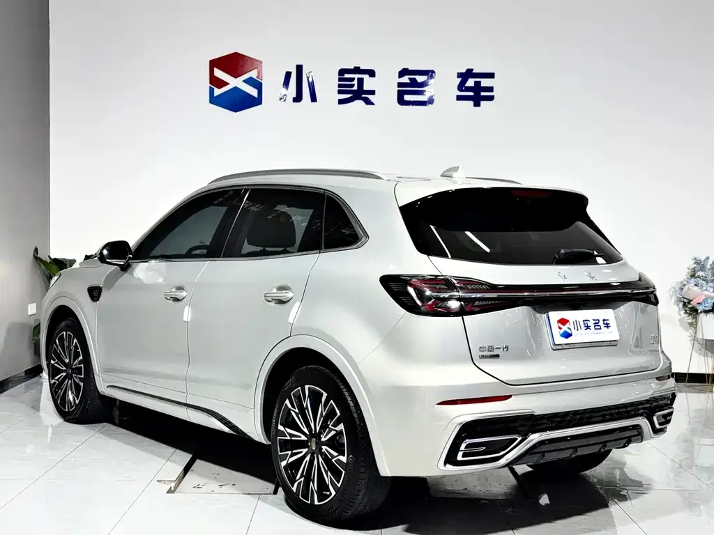 Hongqi HS5 — фото 10