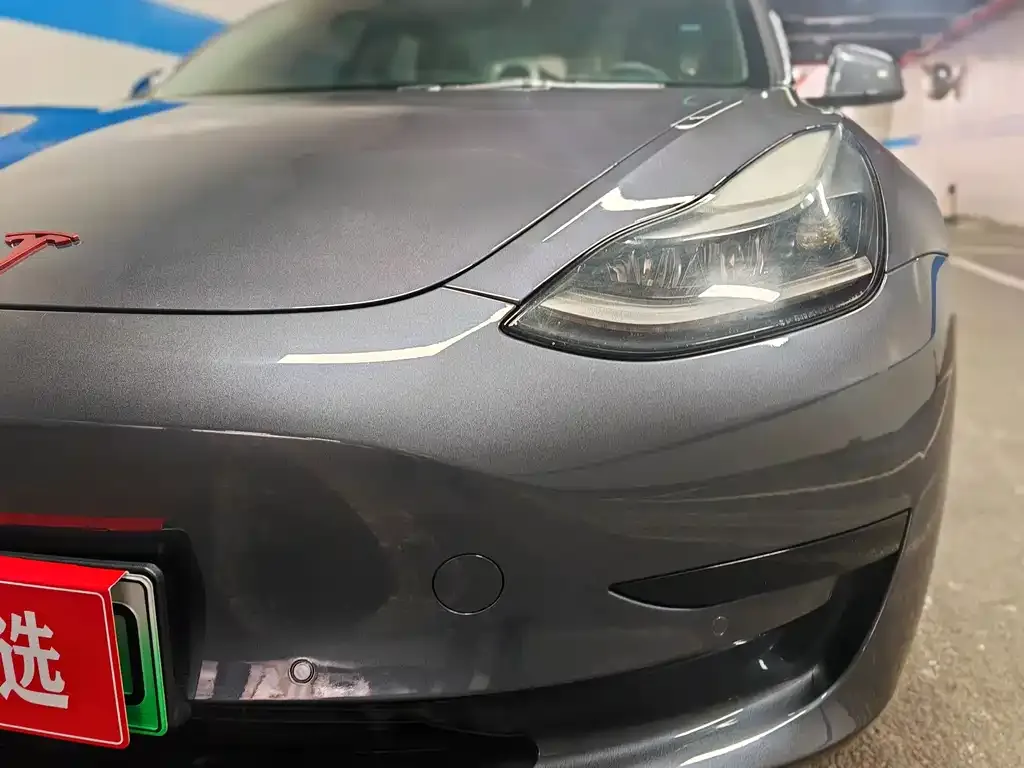 Tesla Model 3 — фото 4