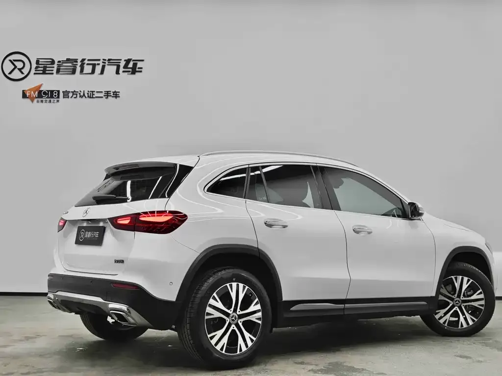 Mercedes-Benz GLA — фото 7
