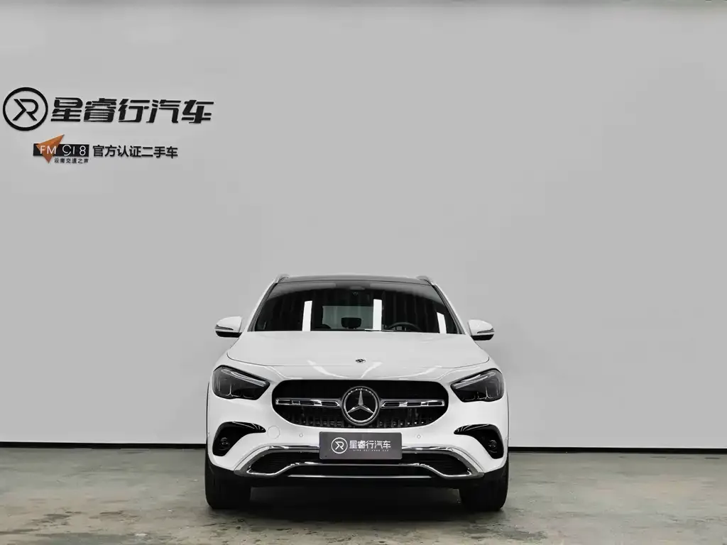 Mercedes-Benz GLA — фото 6