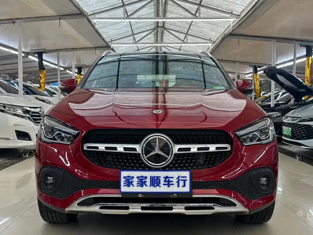 Mercedes-Benz GLA — фото 9