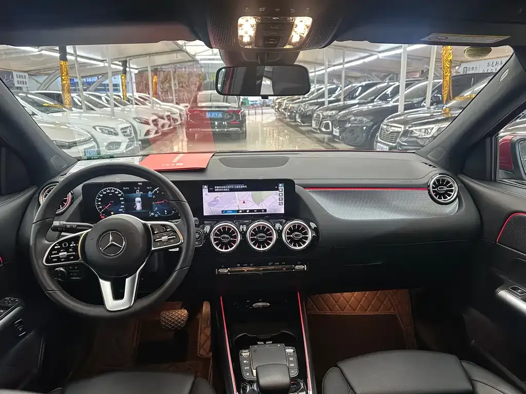 Mercedes-Benz GLA — фото 5