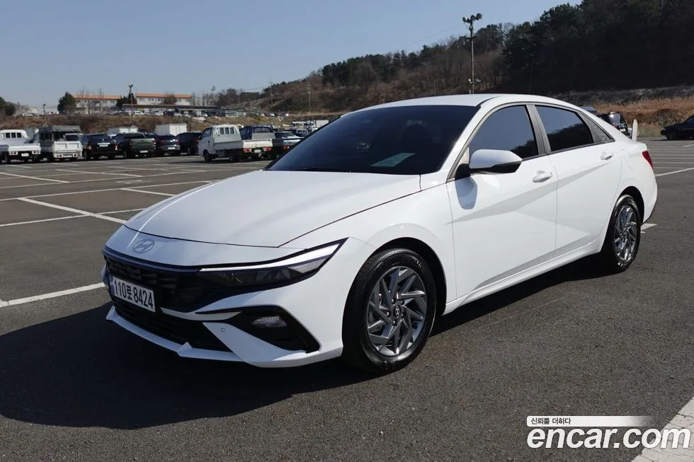 Hyundai AVANTE — фото 5
