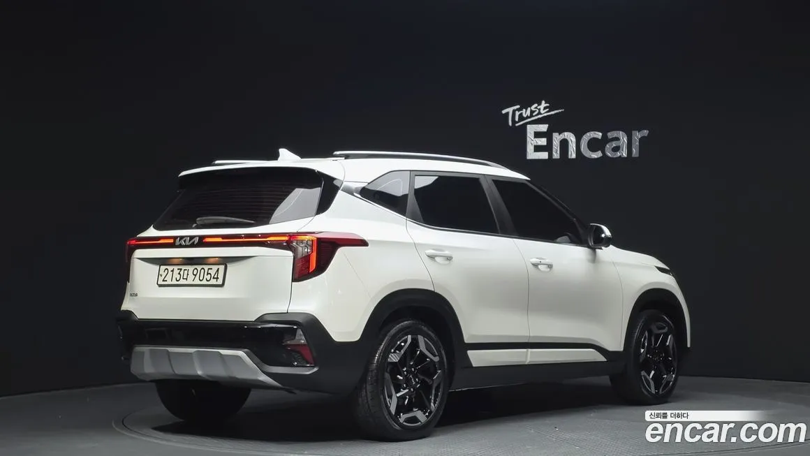 Kia Seltos — фото 6