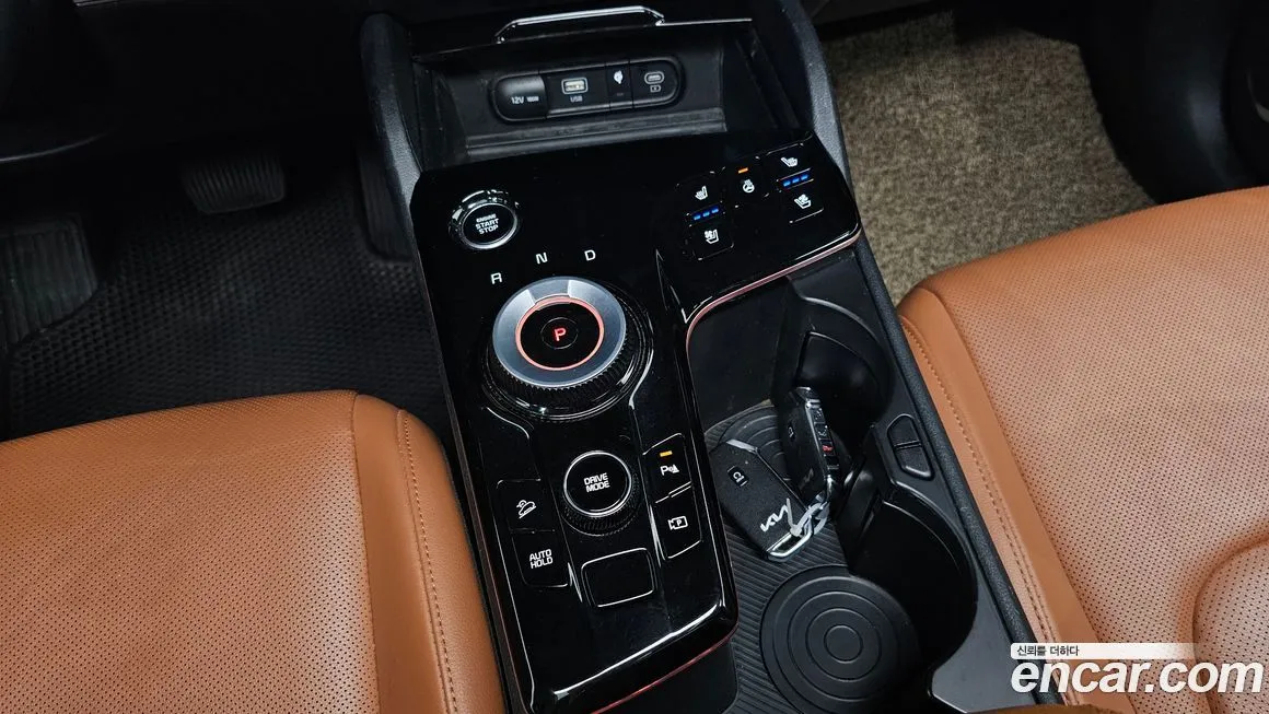 Kia Sportage — фото 10