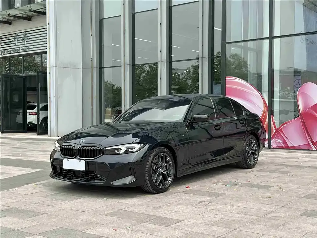 BMW 3 Series — фото 1