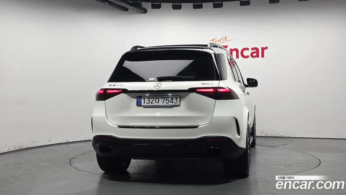 Mercedes-Benz GLE-Class — фото 7