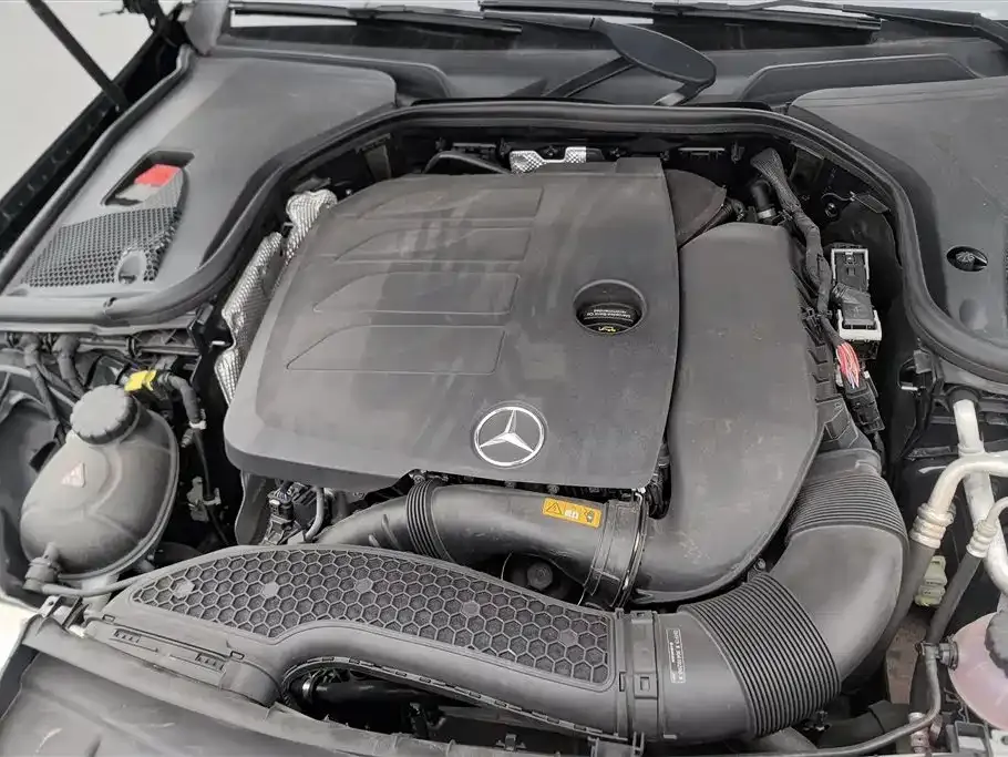Mercedes-Benz E-Class (Import) — фото 5