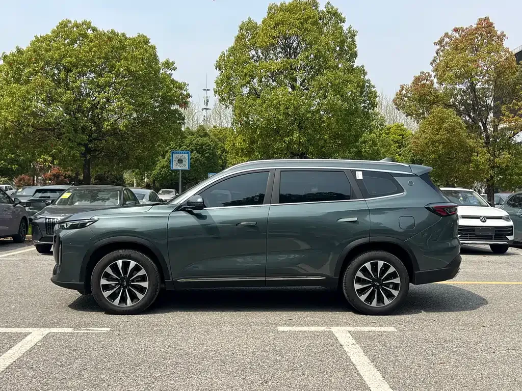 Chery Tiggo 8 PLUS — фото 7